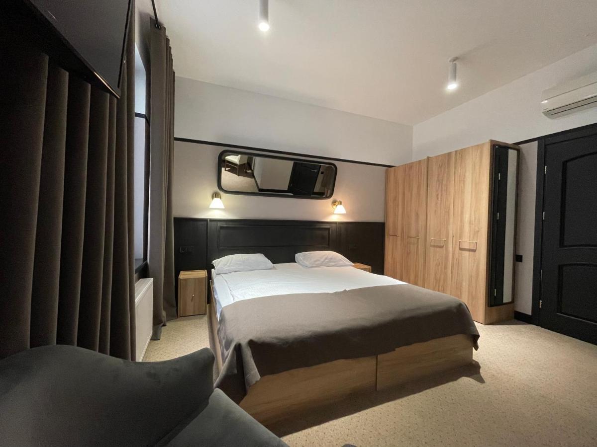 Hotel 52 โอเดสซา ภายนอก รูปภาพ