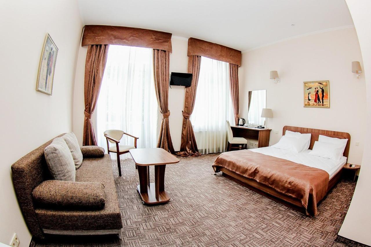 Hotel 52 โอเดสซา ภายนอก รูปภาพ